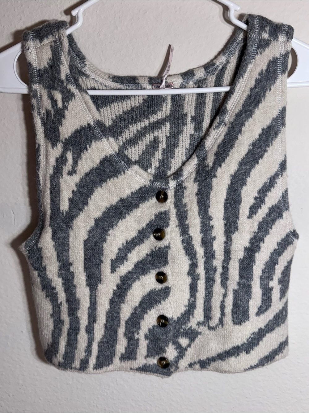 Free People Easton Animal Print Fuzzy Crop Button Knit Vest Grey Cream
